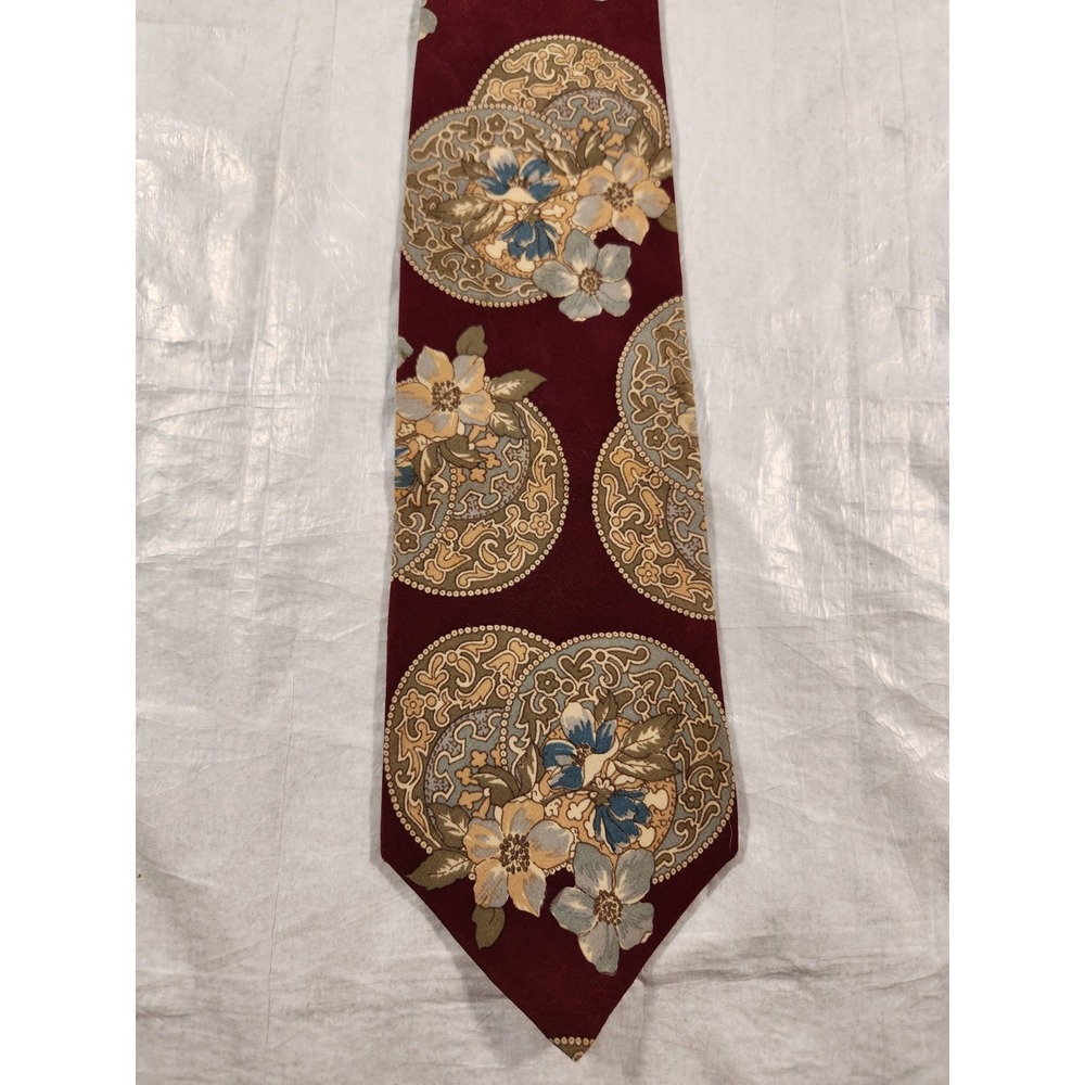 AQUASCUTUM MENS TIE BURGUNDY Silk London Paisley Floral Red